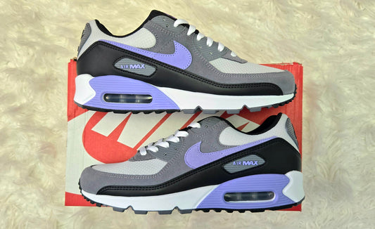 Nike Air Max ( 8.5 )